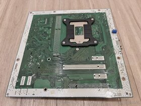 Zdroje, kabely, myši, klávesnice, software - 16