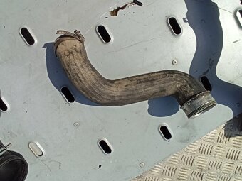 VW SHARAN - DÍLY MOTORU 1,9 TDi 96KW ASZ - 16