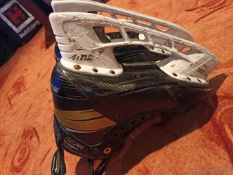 Hokejové brusle Bauer Supreme ULTRASONIC, vel.6,5., FIT1 - 16