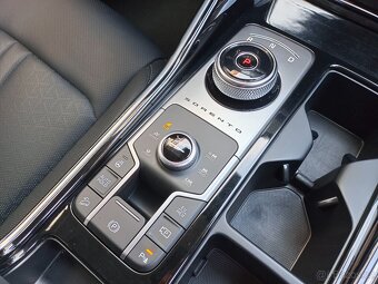 Kia Sorento 1.6 T-GDI 176kW HYBRID 4x4 57tkm Virtual 7-míst - 16