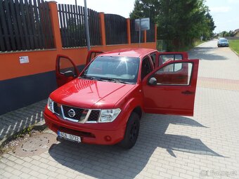 Nissan Navara 2.5 DCi DoubleCab 4x4 ČR původ - 16