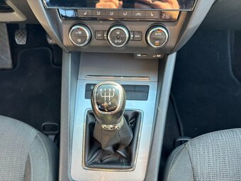 Škoda Octavia Kombi 1,6 TDI 2014. 126000 Serviska - 16