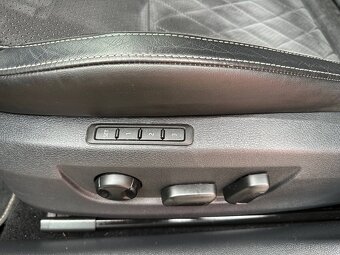 ŠKODA SUPERB 2.0TDi 110kW SPORTLINE - 16