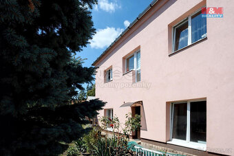 Prodej rodinného domu, 324 m², Libušín, ul. Máchova - 16