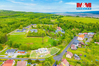 Prodej pozemku k bydlení, 1639 m², Lomnice, ul. Kraslická - 16