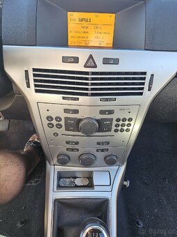 Opel Astra karoserie Sedan - 16