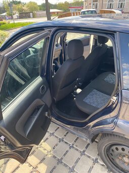 Ford fiesta 1.4 tdci 50kw nafta r.v. 2004 - 16