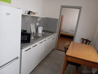 Ubytování pro firmy, studenty, stážisty i k soukromým účelům - 16