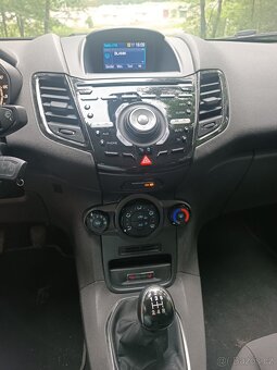 Ford fiesta 1.6 TDCi Titanium - 16
