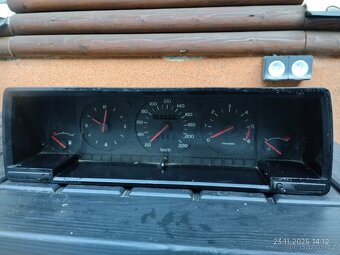 Volvo 740 Díly - 16