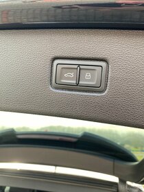 Audi SQ7 Max výbava, panorama,LED Matrix,7 míst, tažné, DPH - 16