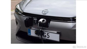 MG5 Bat 61kWh Comfort ACC Keyl Kam PDC Výhř LED AL Nav 3/25 - 16