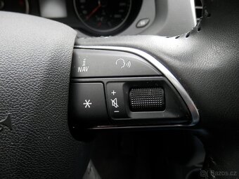 Audi Q3 2.0TDi Quattro, Navi, Tažné, Bezklíčové - 16
