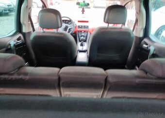 Opel Meriva 1.4T Klima, Tempomat benzín manuál 88 kw - 16