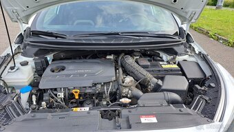 Kia Ceed 1.6 GT line, jen 65tkm, 2x alu, 1. majitel, TOP - 16