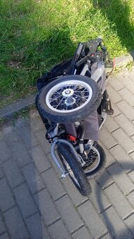 Kočárek BOB Revolution CE - 16