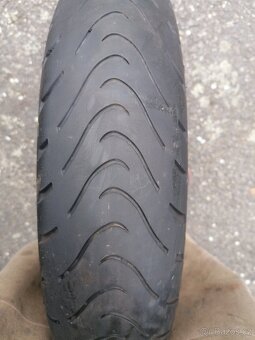 Prodám gumy na dojetí, silnice 180/55 ac190/55 R17 - 16