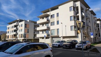 Prodej nadstandardně vybaveného bytu 3+kk v Kroměříži s lodž - 16
