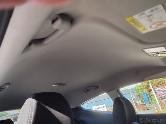 Hyundai i30 Cupe.1.4,16V,73kw.R.V.9/2014.STK Nová.Km 124 300 - 16