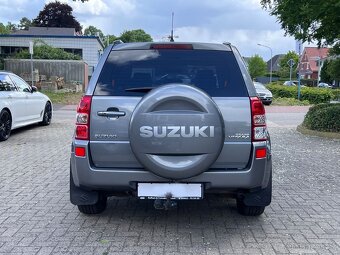 Suzuki Grand Vitara 2.0i Comfort+ benzín 103kw - 16