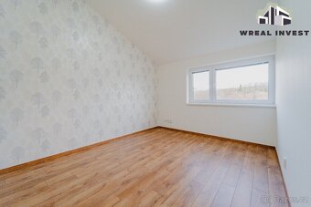 PRODEJ NOVOSTAVBY RD 4+KK S DVOUGARÁŽÍ VE VELKÉ POLOMI - 16