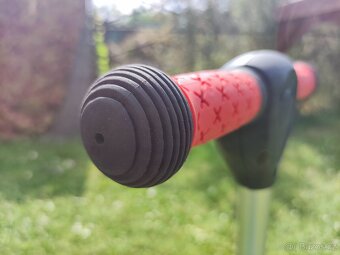 Koloběžka Toyz Hugo - 16