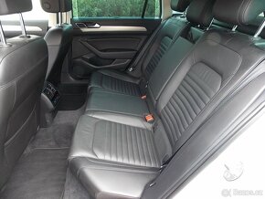 VW Passat Variant 2,0 BITDi 176kW HIGHLINE 4 MOTION - 16