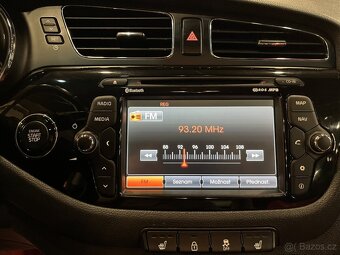 Kia CEED 1.6crdi 94kw, EXKLUSIVE, KLIMA,  PLNÝ SERVIS - 16