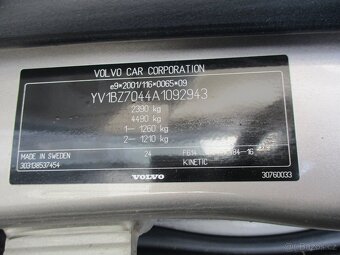 VOLVO XC70 D5 151kw AWD Momentum Kinetic 07/2010 - 16