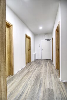 Novostavba bytu 3+kk, 84 m² v klidné lokalitě ve Smiřicích. - 16