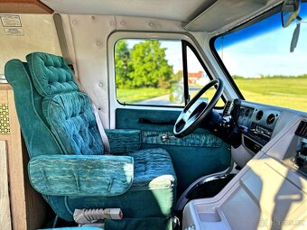 1995 Chevrolet G30 5.7 V8 | Obytný vůz | 59 804 mil - 16