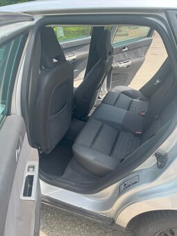 VOLVO V50 2.0D - 16