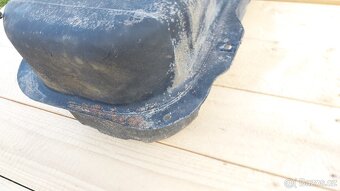 Kia Sportage 1 –Nádrž paliva - 16