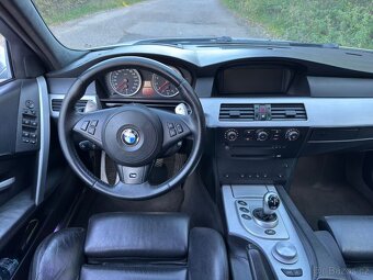 BMW M5 e60 V10 SilverStone II - 16