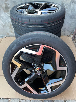 VW PASSAT B9, B8 LETNÍ ALU COVENTRY 235/45/18 94W SEALTECH - 16