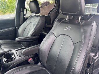 Chrysler Pacifica 3,6 Hybrid RU Radar S type 2022 - 16