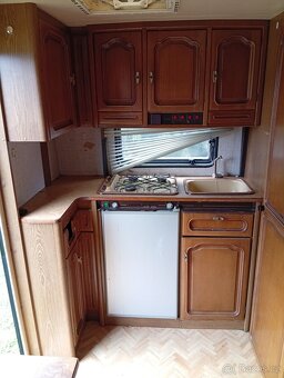 Karavan Burstner FUN 390 - 16