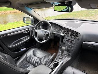 VOLVO XC70 2.4D D5 Tažné - 16