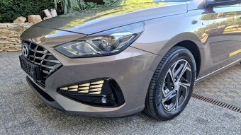 Hyundai i30 1,5 GDi 117kW Edícia 30, 13230km - 16