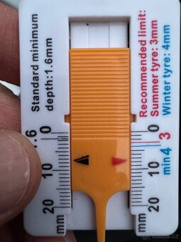 Originální Alu Škoda Octavia +letni pneu DUNLOP 205/60 R16 - 16