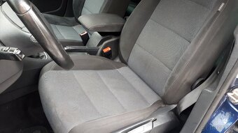 Volkswagen Golf 6 1.6tdi 77kw - 16