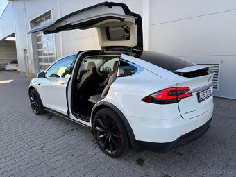 Tesla Model X P100D Performance 568kw 6míst - 16