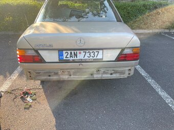 W124 - 16
