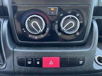 Prodám Fiat Ducato 2.3. 130kw. Nové v ČR-1.majitel. - 16