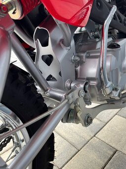 Honda CRF 110F - 16