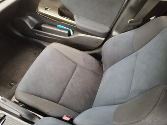 Honda Civic 9g 1.4 i-vtec 73kw, 2013, CZ původ - 16