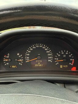 Mercedes-Benz CLK 320 w208 - 16
