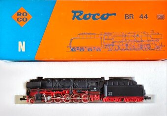 Vláčky N - Parní lokomotiva s tendrem BR 44 1564 - ROCO - 16