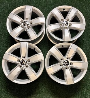 5x112 R16 Originál VW T-Roc / Corvara - jako nové - ET 43 - 16