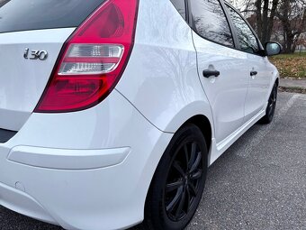 Hyundai i 30 r. 2011 - 16